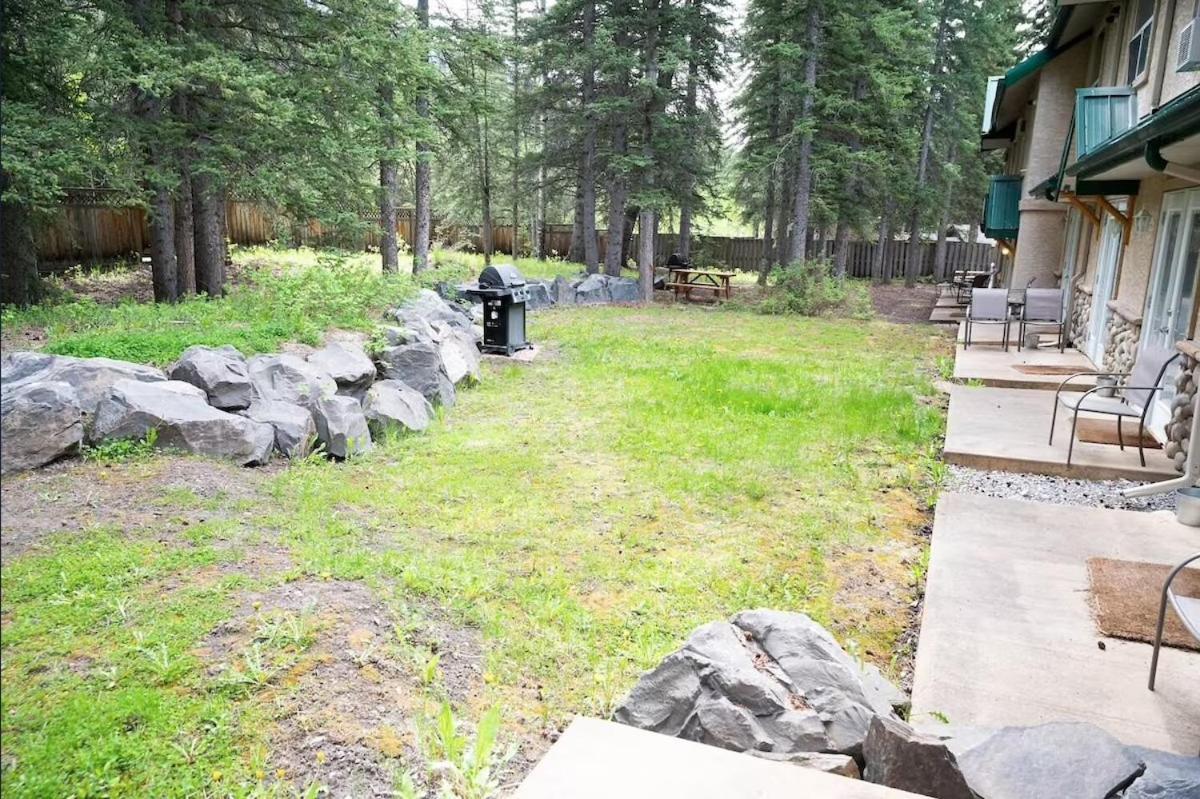 Banff Wood Lodge Кенмор Екстер'єр фото