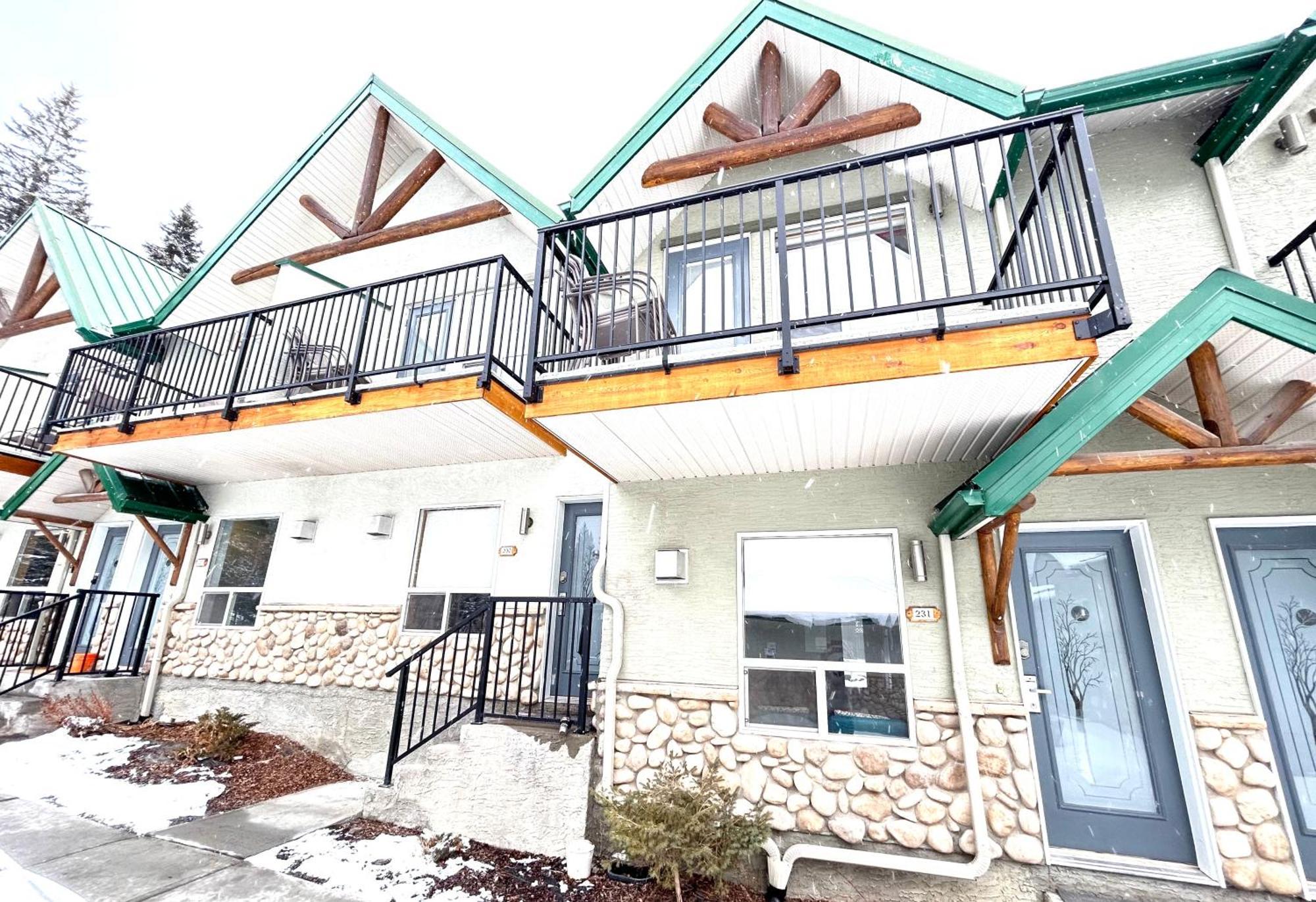 Banff Wood Lodge Кенмор Екстер'єр фото