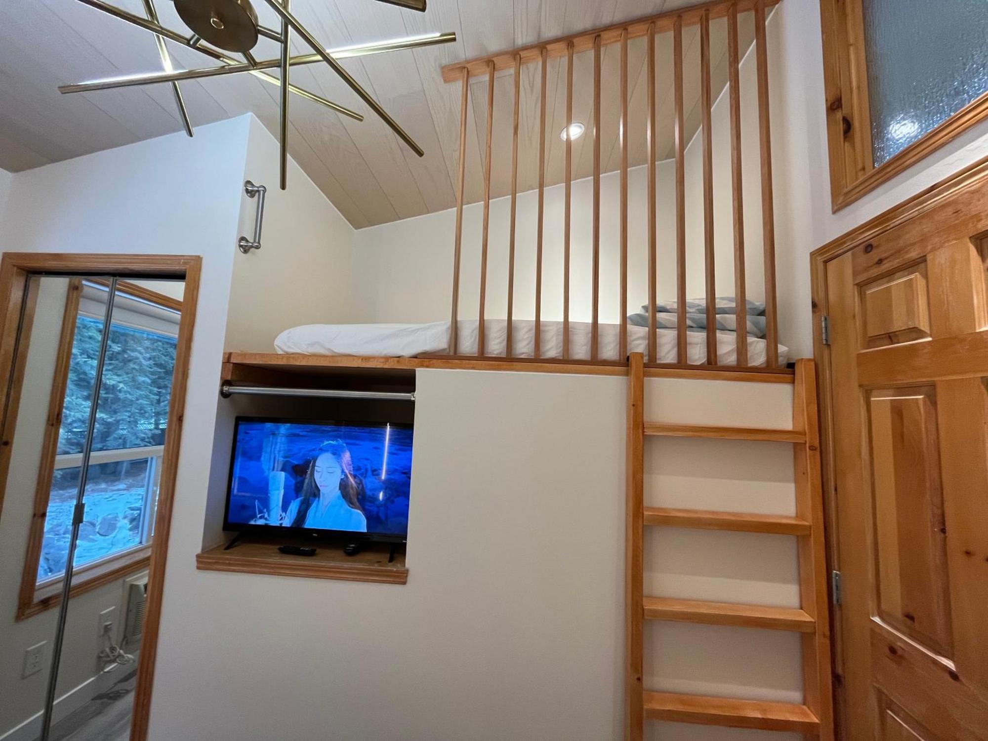 Banff Wood Lodge Кенмор Екстер'єр фото
