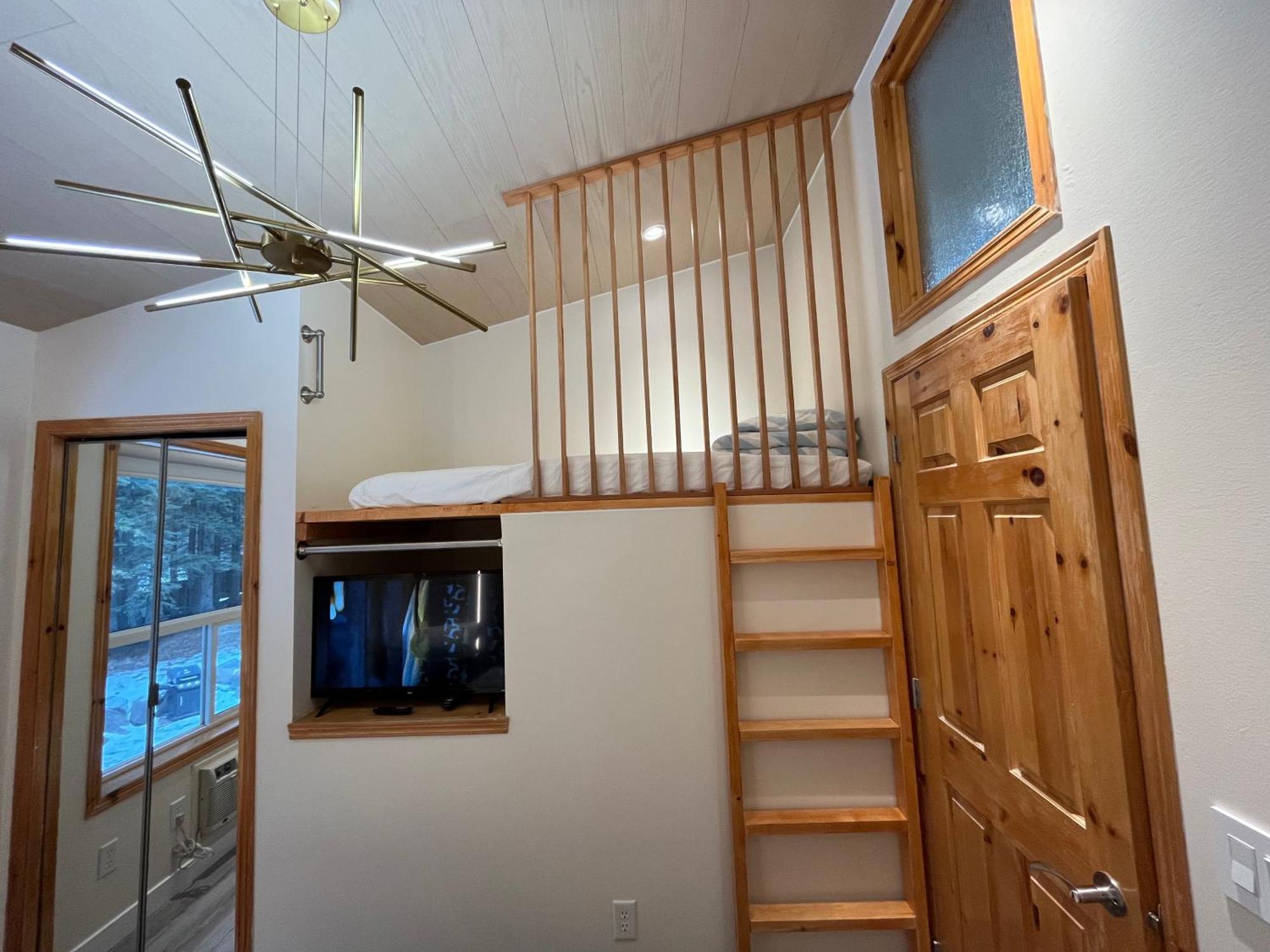 Banff Wood Lodge Кенмор Екстер'єр фото