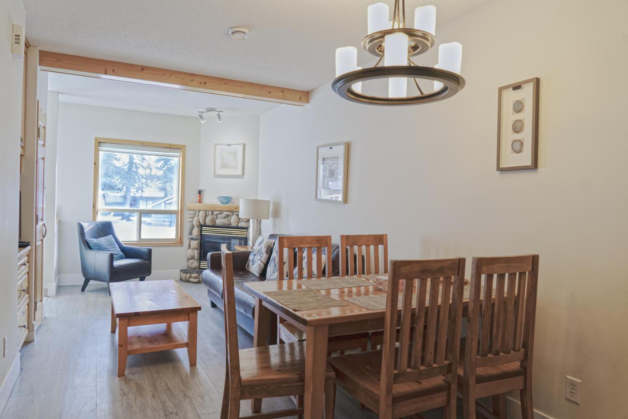 Banff Wood Lodge Кенмор Екстер'єр фото