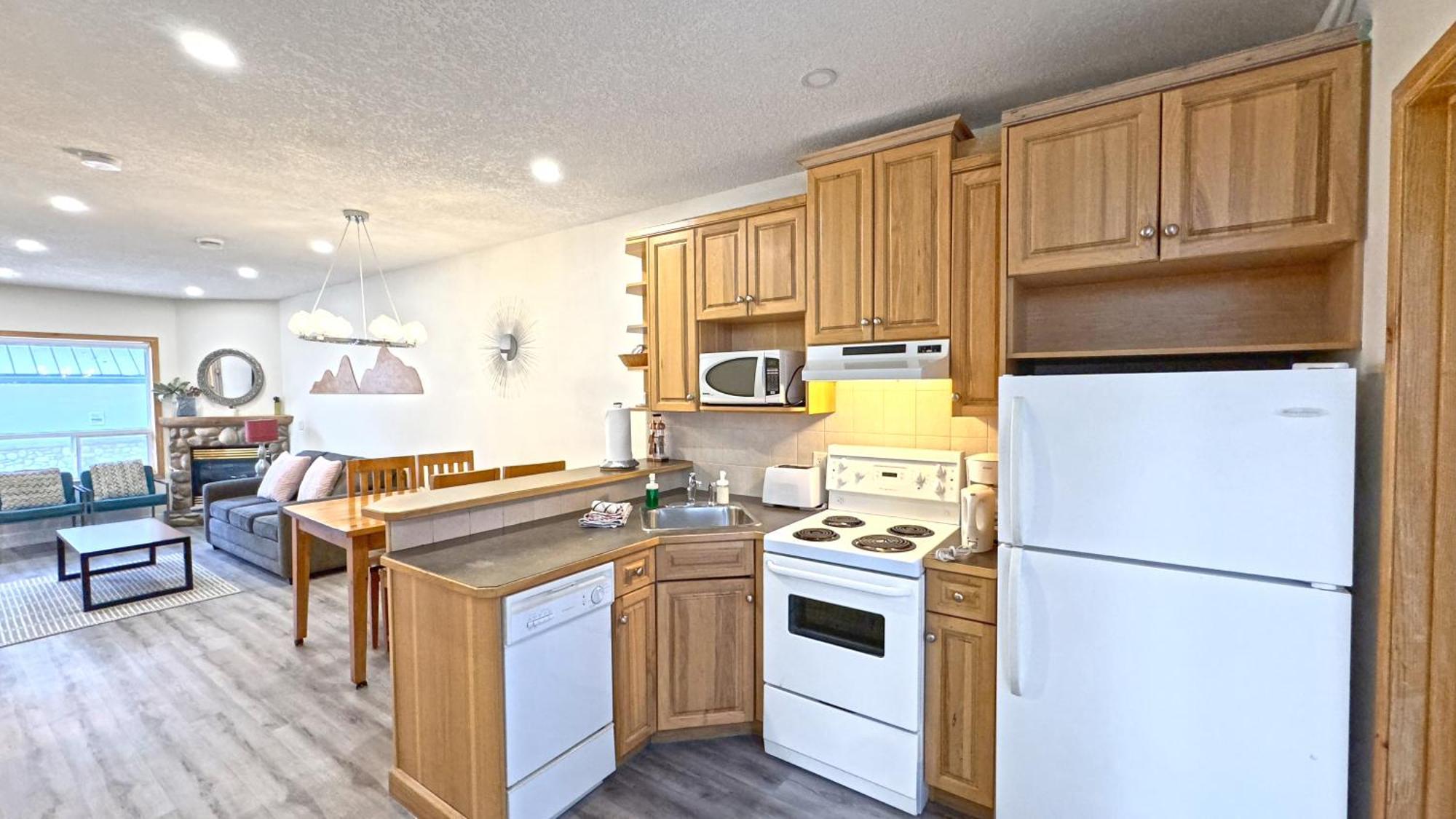 Banff Wood Lodge Кенмор Екстер'єр фото
