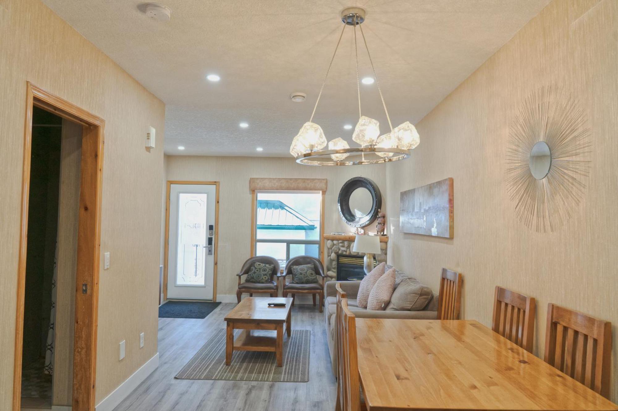 Banff Wood Lodge Кенмор Екстер'єр фото