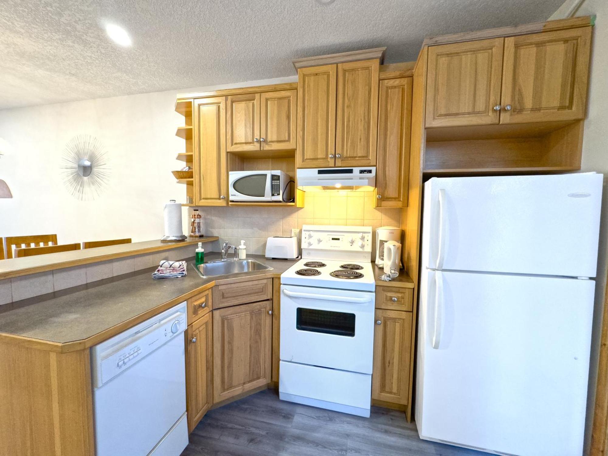 Banff Wood Lodge Кенмор Екстер'єр фото